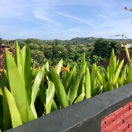 The Hidden Escapes Bingin- Sunset Rooftop Wood House With Ocean View & Private Kitchen Uluwatu Екстериор снимка